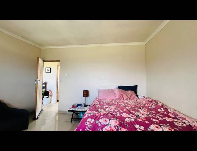 2 BEDROOM HOUSE FOR SALE IN NTUZUMA